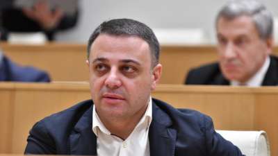 "სალომე ზურაბიშვილმა პირი კარგად გამოირეცხოს, როცა საქართველოს და ქართველი ხალხის ინტერესებზე საუბრობს"