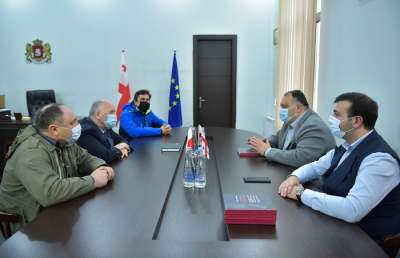 ქუთაისის მერმა იოსებ ხახალეიშვილმა  პოლონეთის ელჩს უმასპინძლა