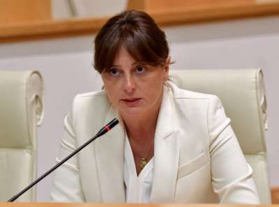 &rdquo;ვისაც სურს არჩევნებში მონაწილეობა, შეუძლიათ, მიმართონ პრეზიდენტს და მიიღონ შეწყალება&rdquo; &ndash; მაია ბითაძე