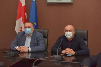 ქუთაისის მერიაში &quot;ახალგაზრდული ინიციატივების მხარდამჭერი პროგრამა 2022-ის&quot; წარდგენა გაიმართა