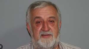 &ldquo;რატომ ჰგონიათ, რომ ვადამდელი არჩევნები მომგებიანი იქნება?&rdquo; - ვახტანგ ძაბირაძე